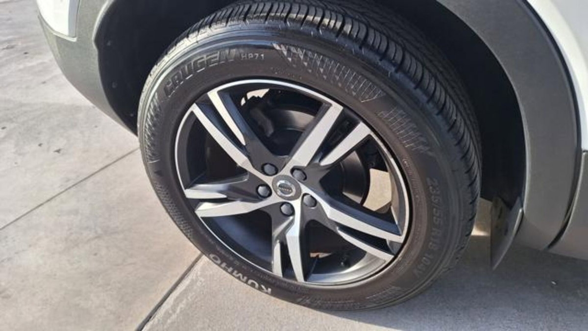 Volvo XC40 D3 AWD Geartronic R-design (19)