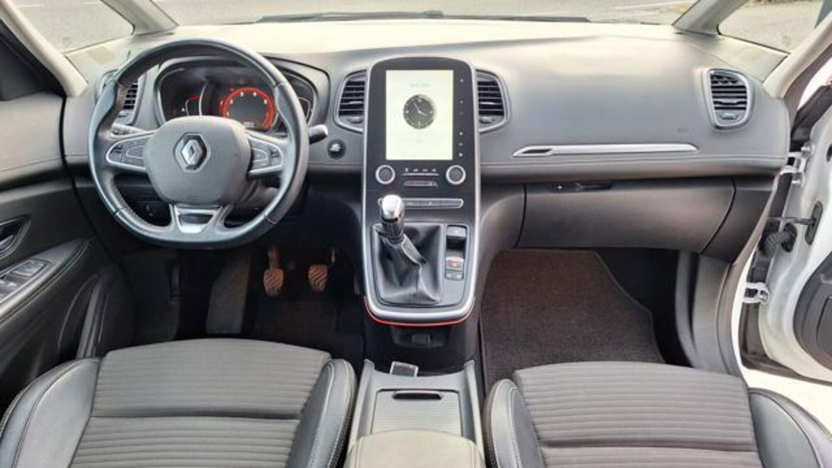 Renault Scenic E-Tech Electric XMod TCe 130 CV Start&Stop Energy Bose (2)