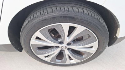Renault Scenic E-Tech Electric XMod TCe 130 CV Start&Stop Energy Bose (6)