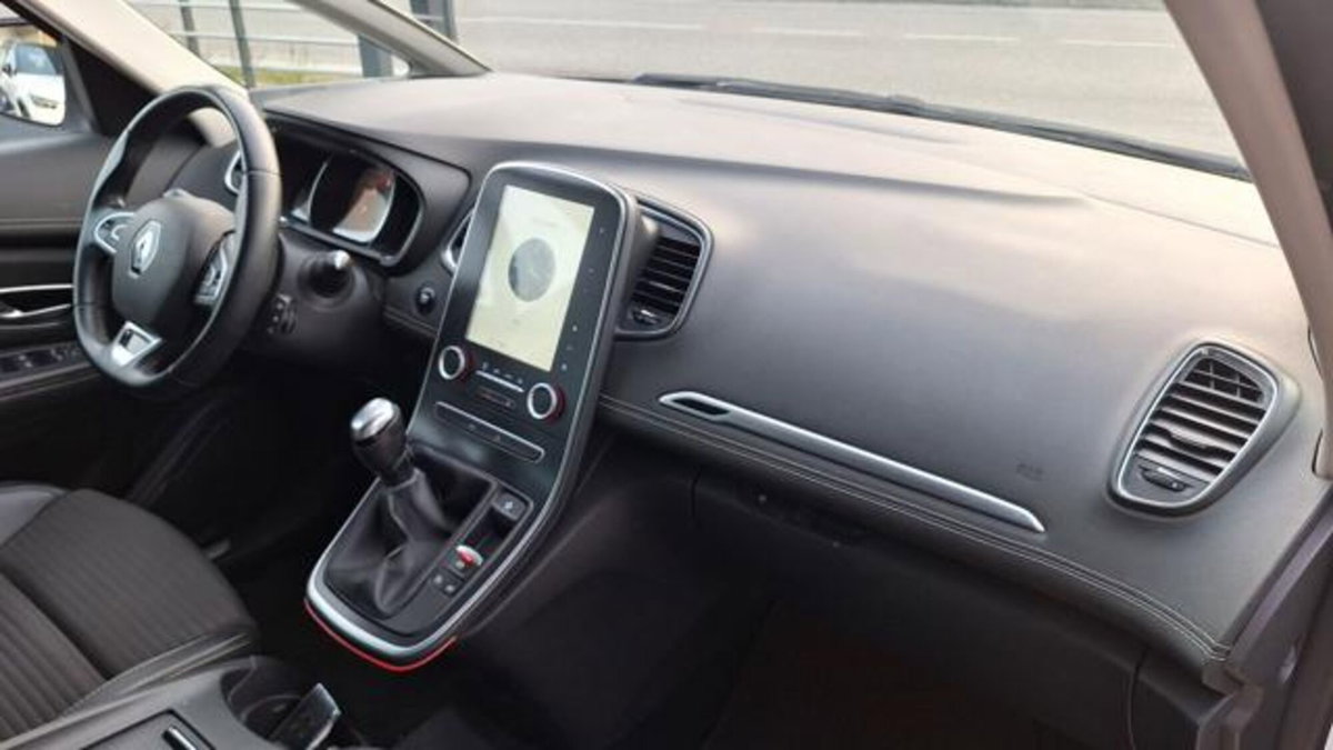 Renault Scenic E-Tech Electric XMod TCe 130 CV Start&Stop Energy Bose (7)
