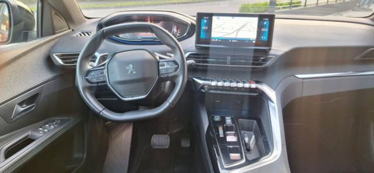 Peugeot 3008 BlueHDi 130 S&S EAT8 Allure Pack (2)