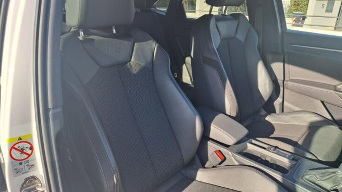 Audi Q3 Sportback 35 TDI S line edition (8)