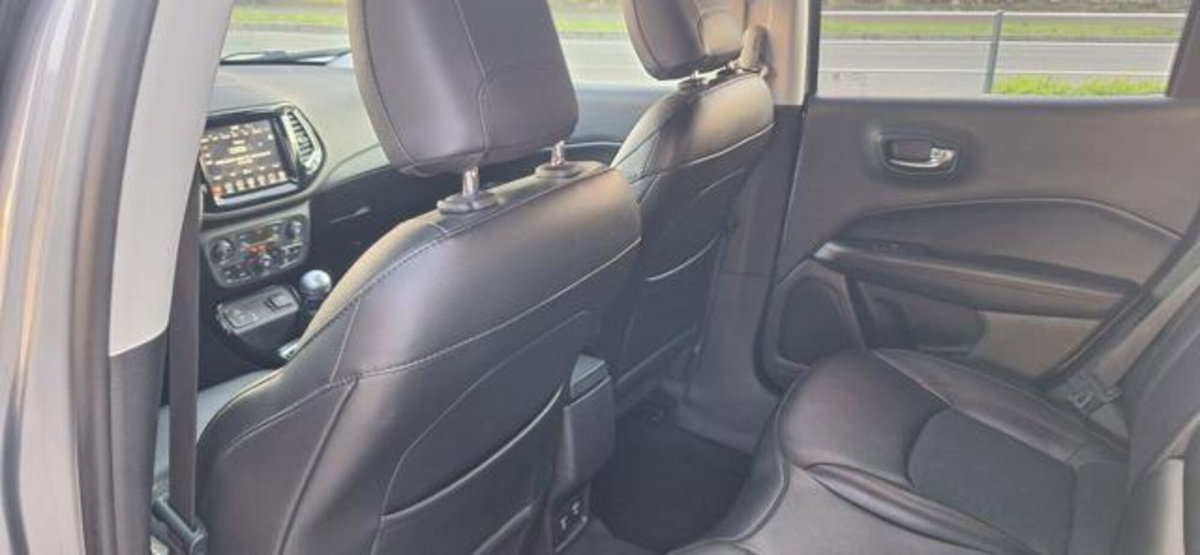 Jeep Compass 1.6 Multijet II 2WD Limited (12)