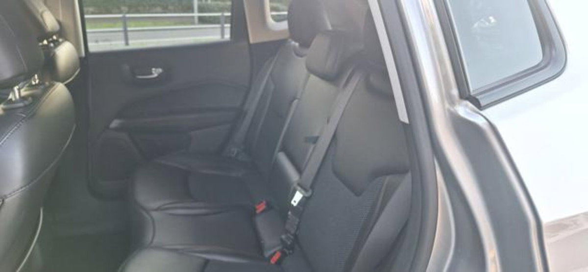 Jeep Compass 1.6 Multijet II 2WD Limited (3)