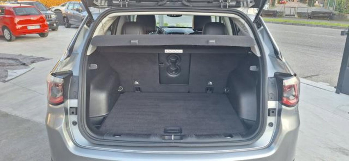 Jeep Compass 1.6 Multijet II 2WD Limited (8)