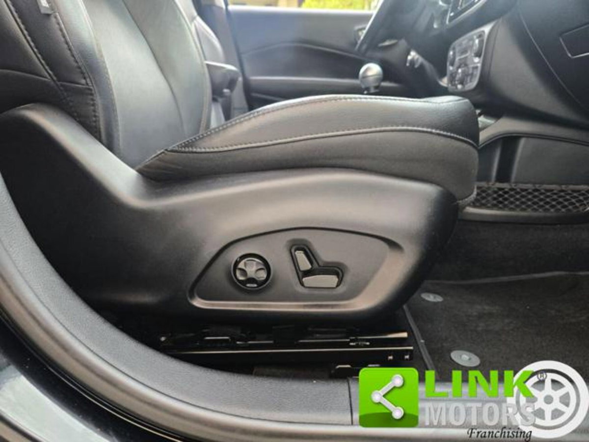 Jeep Compass 1.4 MultiAir 2WD Limited (19)