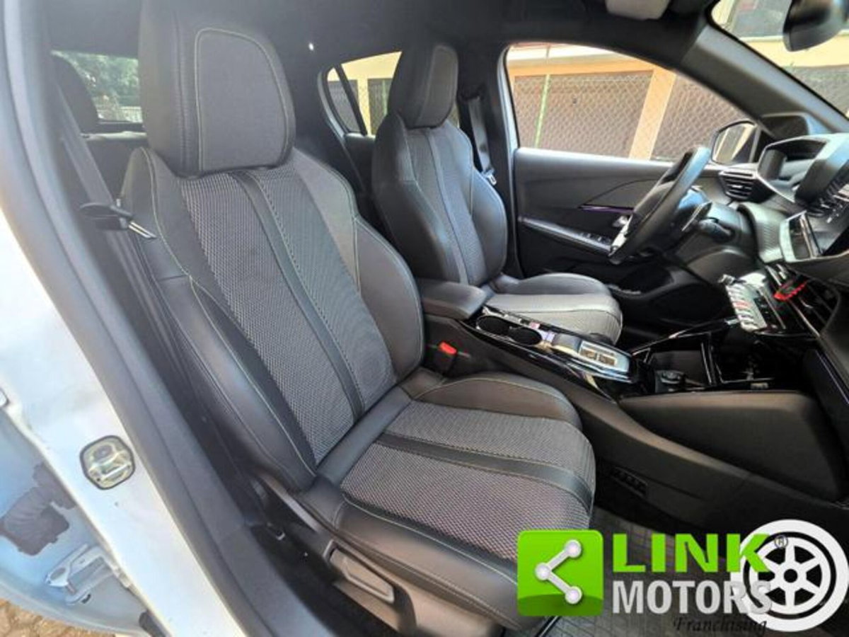 Peugeot 208 1.2 hybrid Active 100cv e-dcs 6 (12)