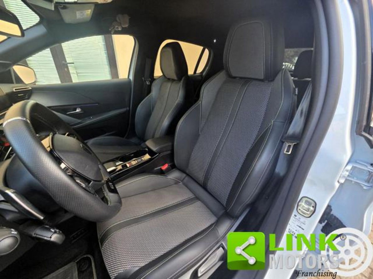 Peugeot 208 1.2 hybrid Active 100cv e-dcs 6 (4)