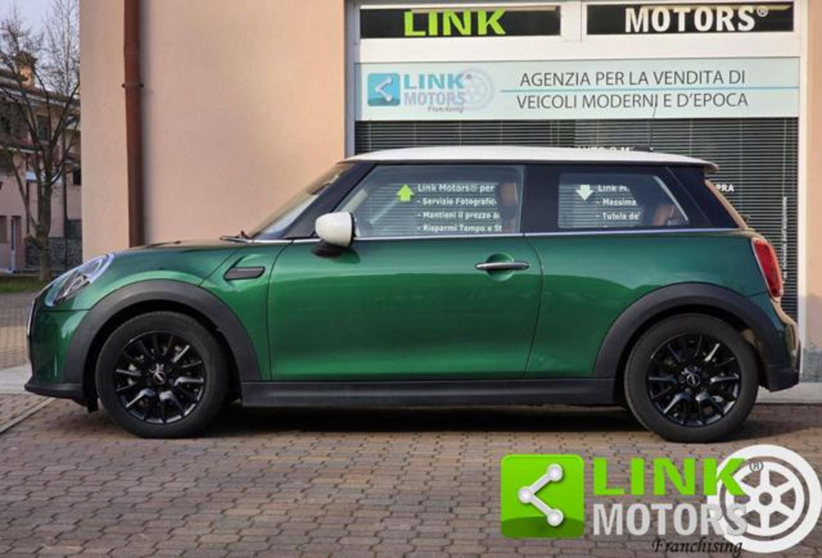 MINI Mini 1.5 Cooper Essential (2)