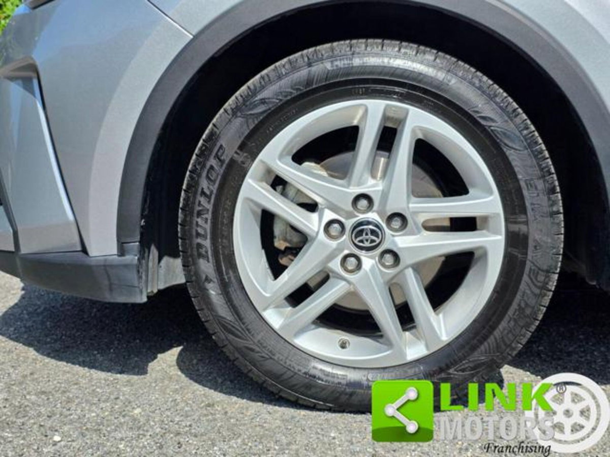 Toyota Toyota C-HR 1.8 hev Active fwd e-cvt (13)