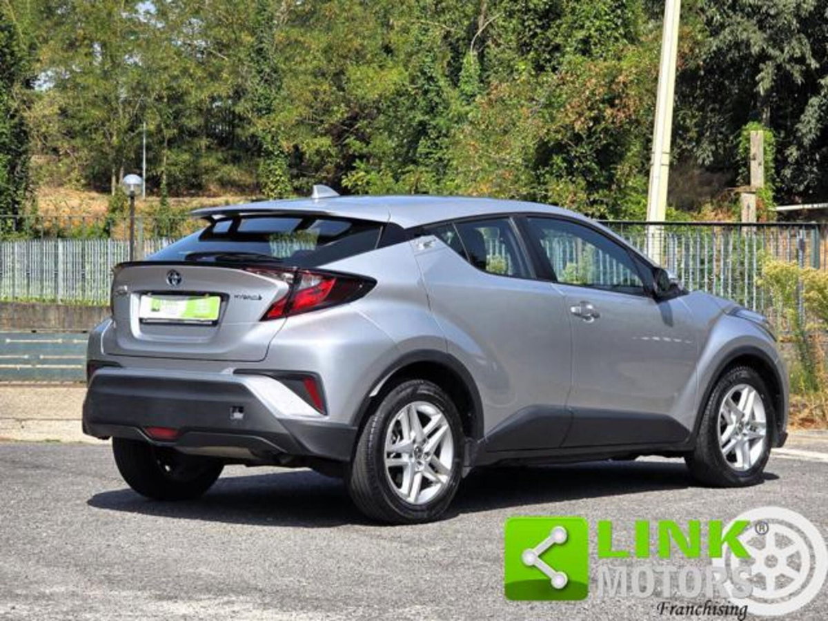 Toyota Toyota C-HR 1.8 hev Active fwd e-cvt (7)