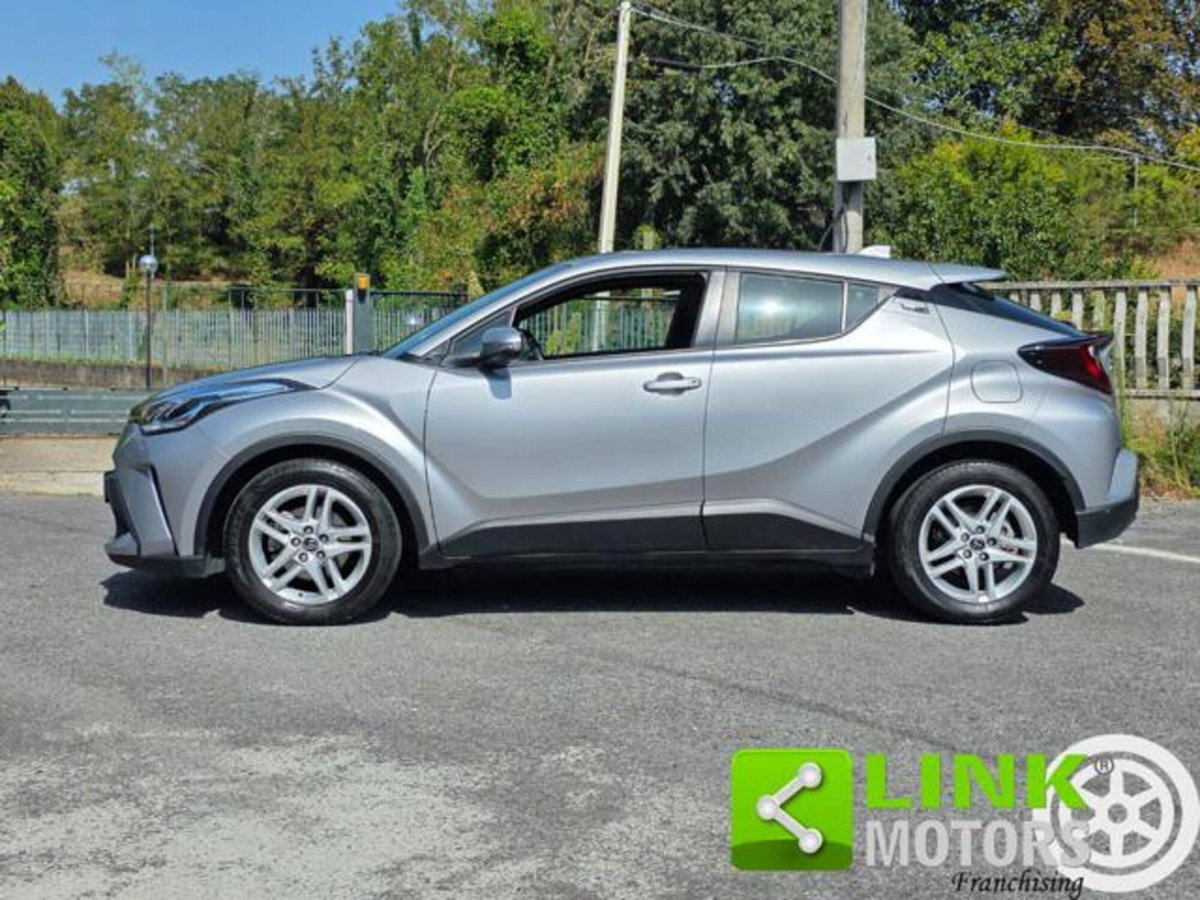 Toyota Toyota C-HR 1.8 hev Active fwd e-cvt (8)