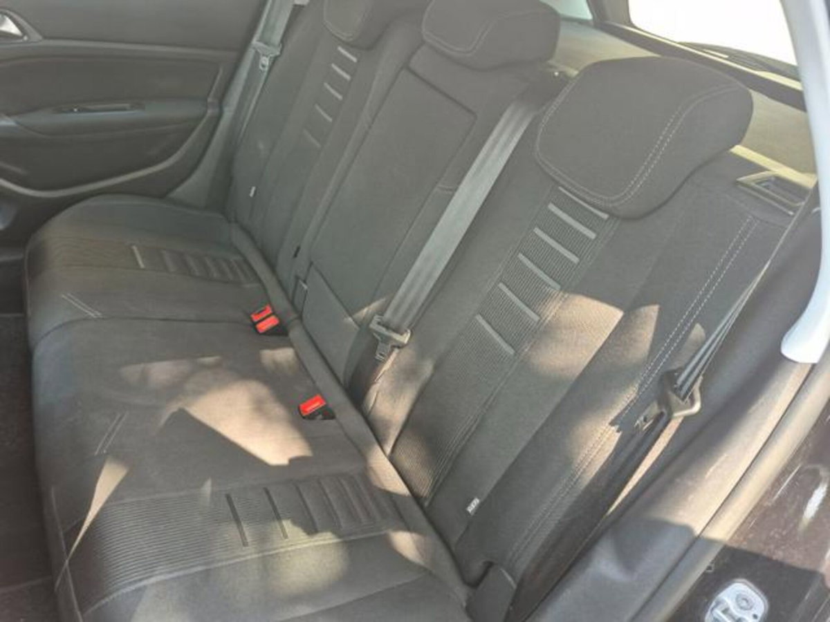 Peugeot 308 SW 1.6 e-HDi 115 CV Stop&Start Business (10)