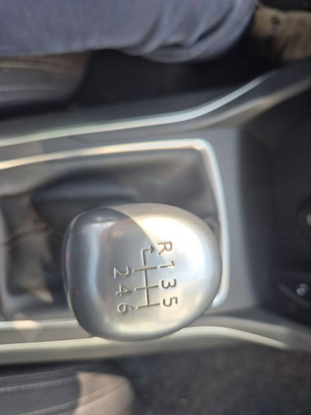 Peugeot 308 SW 1.6 e-HDi 115 CV Stop&Start Business (15)
