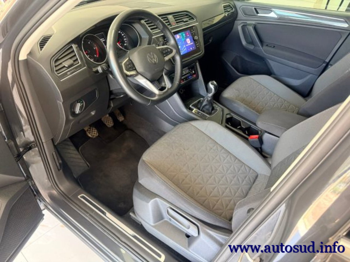 Volkswagen Tiguan 2.0 TDI SCR Life (11)