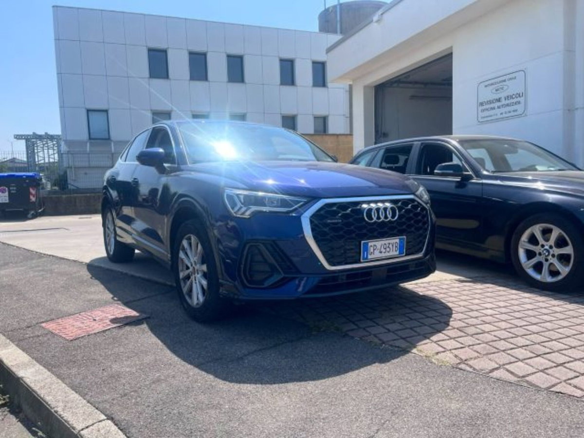 Audi Q3 Sportback 35 TDI quattro S tronic S line edition (2)