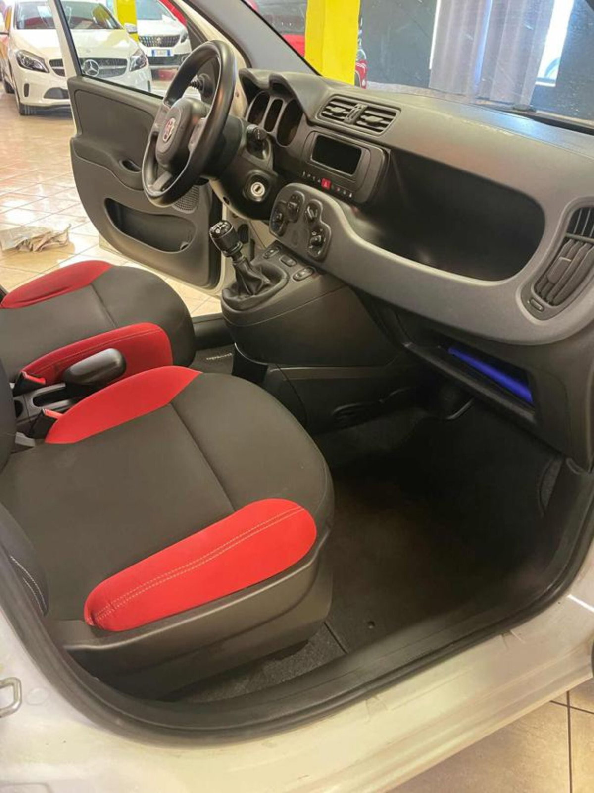 Fiat Panda 0.9 TwinAir Turbo Natural Power Pop Van 2 posti (12)