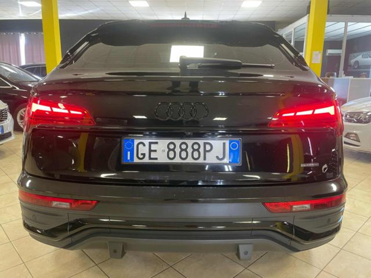 Audi Q5 Sportback 40 2.0 tdi mhev 12V S line Plus quattro s-tronic (2)