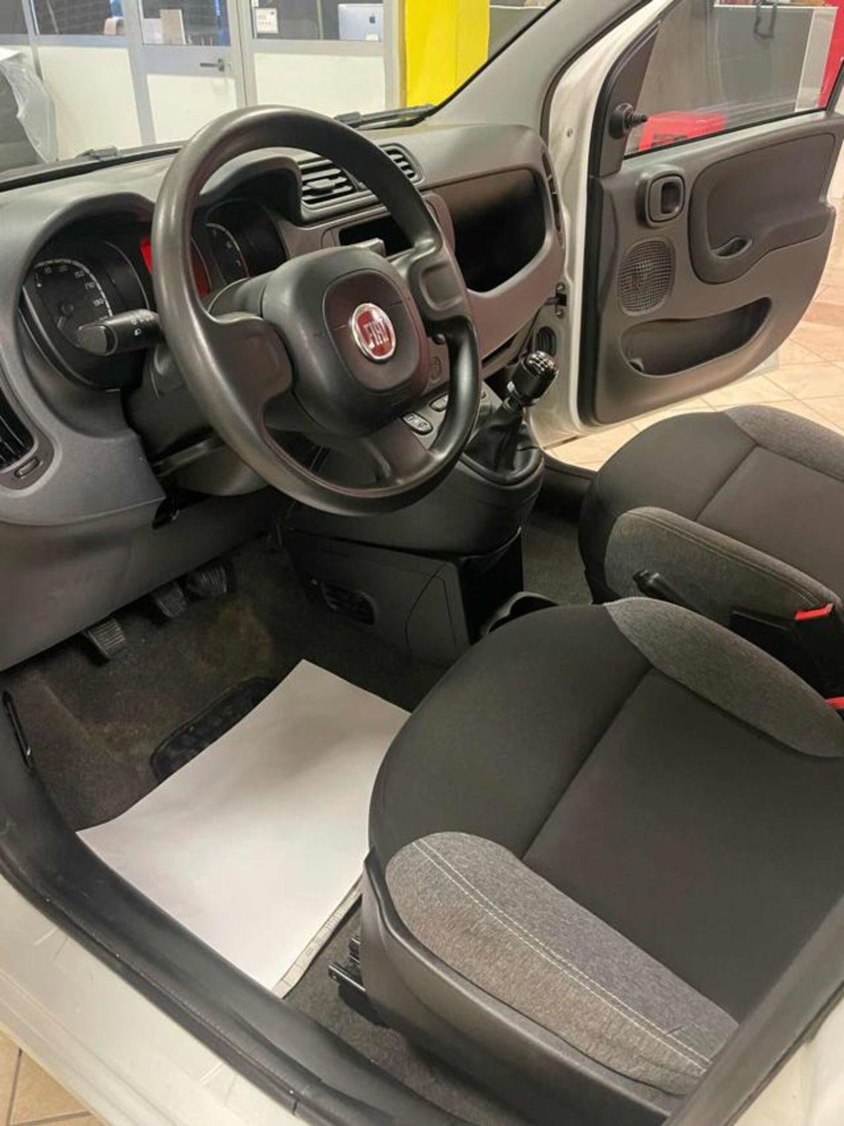 Fiat Panda 1.0 firefly hybrid s&s 70cv 5p.ti (11)