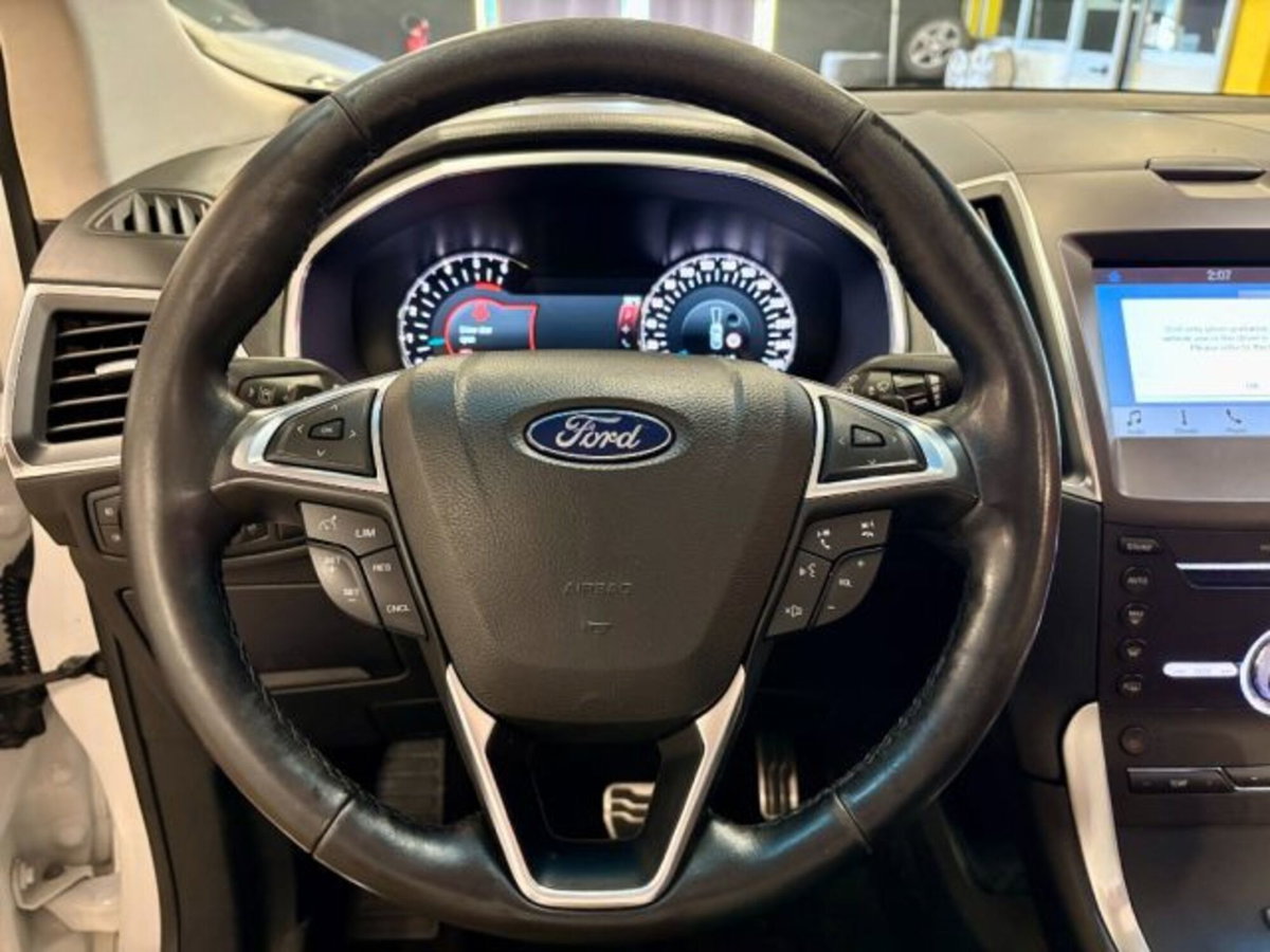 Ford Edge 2.0 TDCI 210 CV AWD S&S Powershift ST Line (10)
