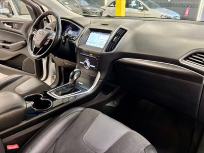 Ford Edge 2.0 TDCI 210 CV AWD S&S Powershift ST Line (18)