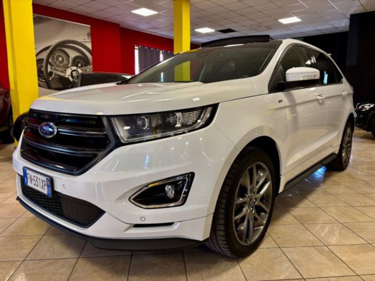 Ford Edge 2.0 TDCI 210 CV AWD S&S Powershift ST Line (3)