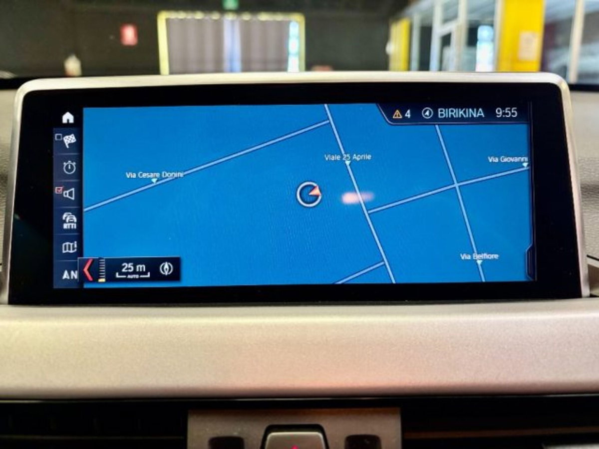 BMW X1 sDrive20d Business Advantage (11)