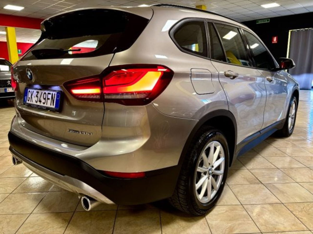 BMW X1 sDrive20d Business Advantage (6)