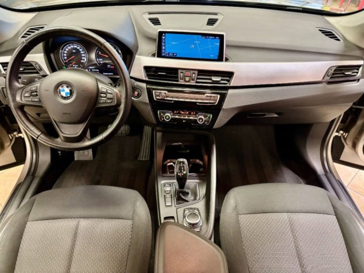 BMW X1 sDrive20d Business Advantage (8)