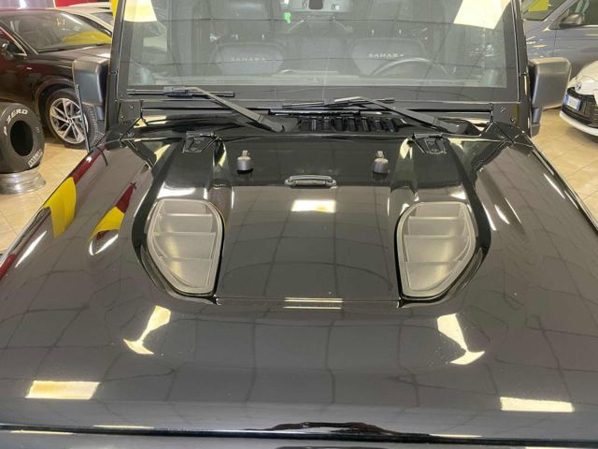 Jeep Wrangler Unlimited 2.8 CRD DPF Sahara (7)