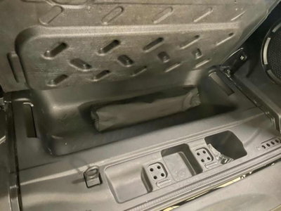 Jeep Wrangler Unlimited 2.8 CRD DPF Sahara (8)
