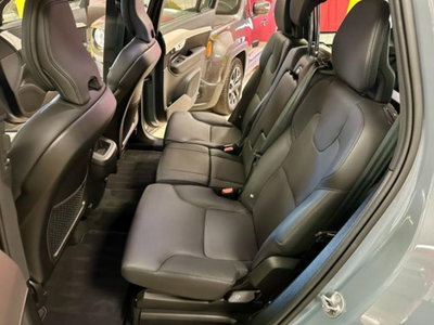 Volvo XC90 D5 AWD Geartronic 7 posti Kinetic (15)