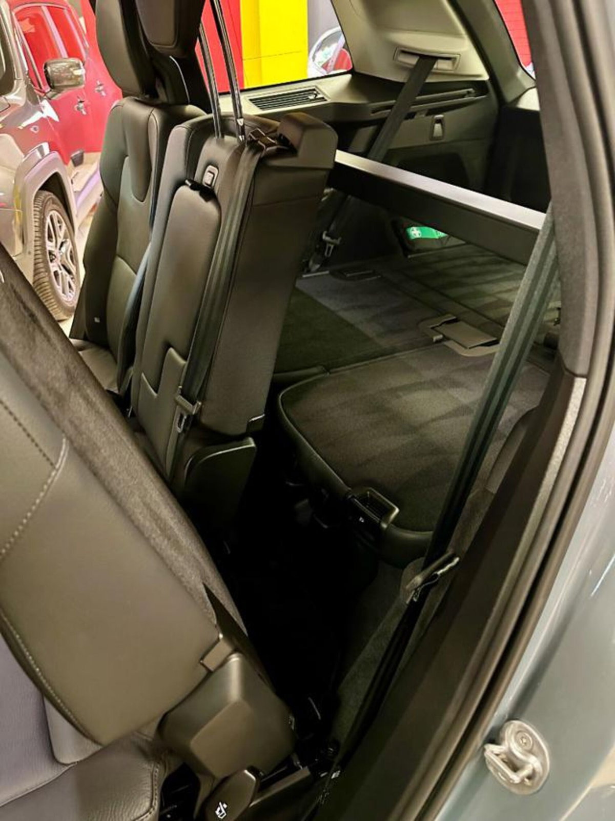 Volvo XC90 D5 AWD Geartronic 7 posti Kinetic (16)