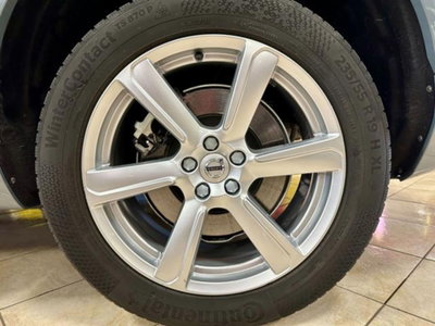 Volvo XC90 D5 AWD Geartronic 7 posti Kinetic (18)