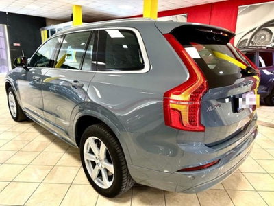 Volvo XC90 D5 AWD Geartronic 7 posti Kinetic (5)