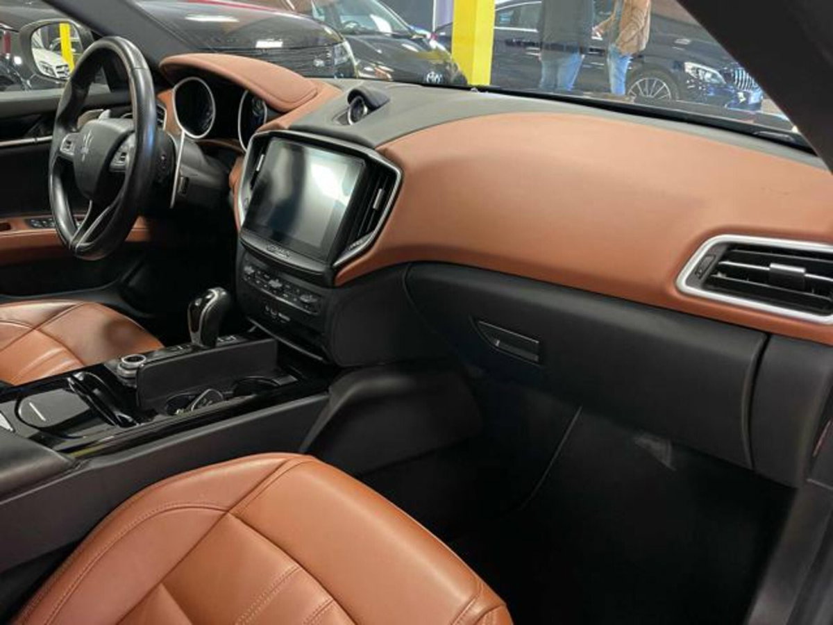 Maserati Ghibli Ghibli V6 Modena (12)