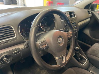 Volkswagen Golf 1.6 TDI DPF 5p. BlueMotion (10)