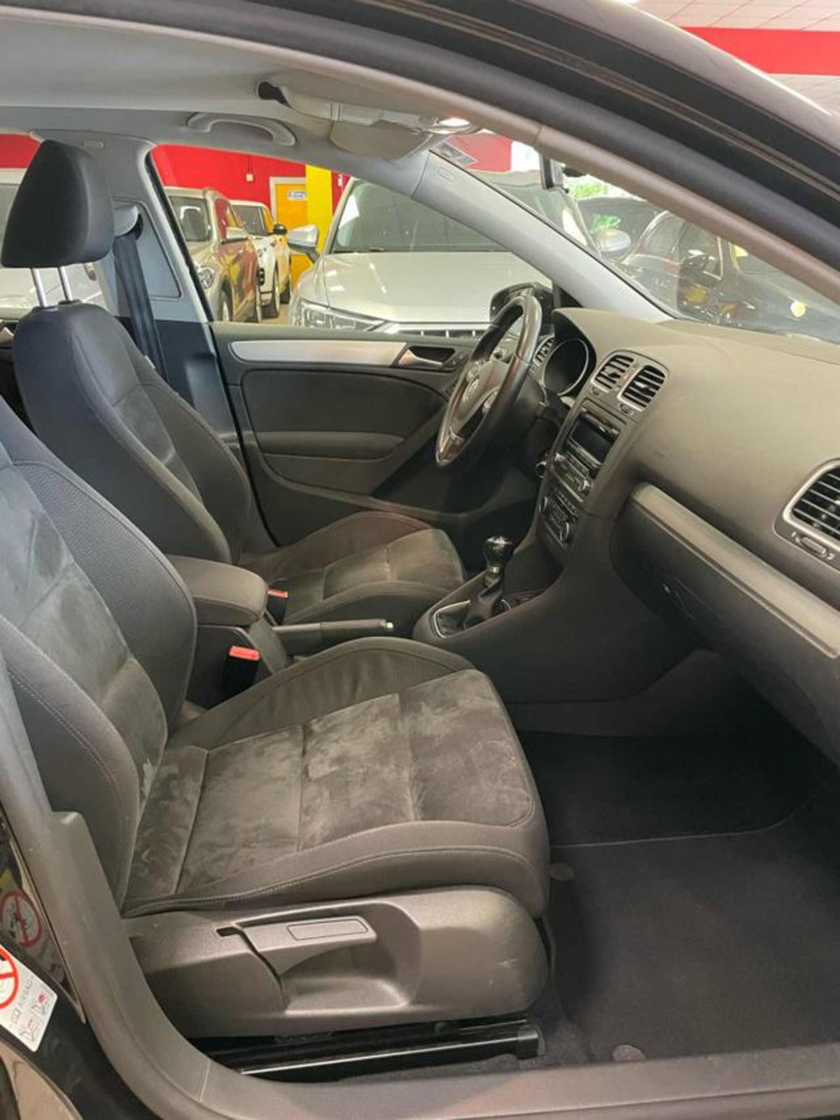 Volkswagen Golf 1.6 TDI DPF 5p. BlueMotion (12)