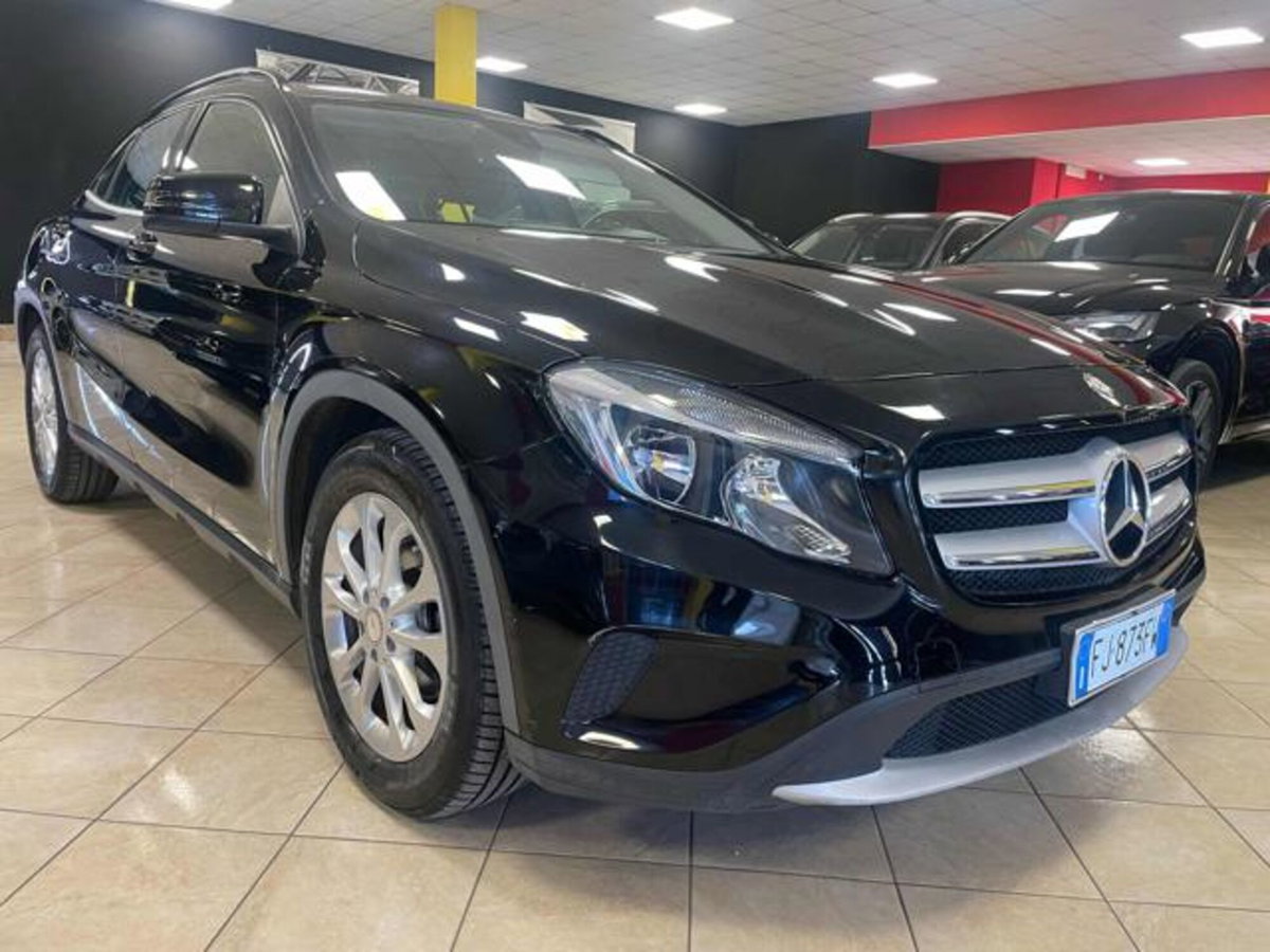 Mercedes-Benz GLA SUV 180 d Automatic Executive (2)