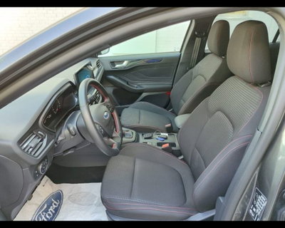 Ford Focus 1.0 EcoBoost Hybrid 125 CV Power. 5p. ST-Line Style (10)