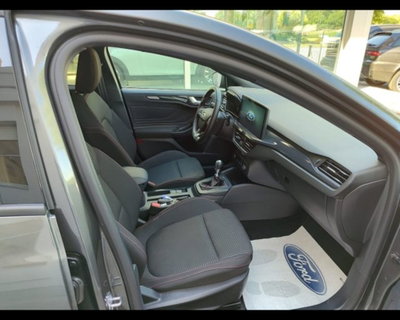Ford Focus 1.0 EcoBoost Hybrid 125 CV Power. 5p. ST-Line Style (11)