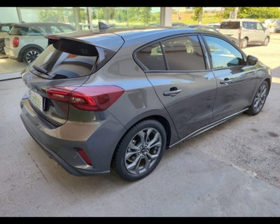 Ford Focus 1.0 EcoBoost Hybrid 125 CV Power. 5p. ST-Line Style (5)