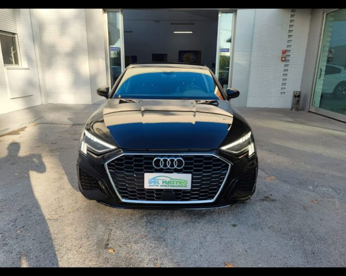 Audi A3 Sportback 30 TDI S line edition (2)