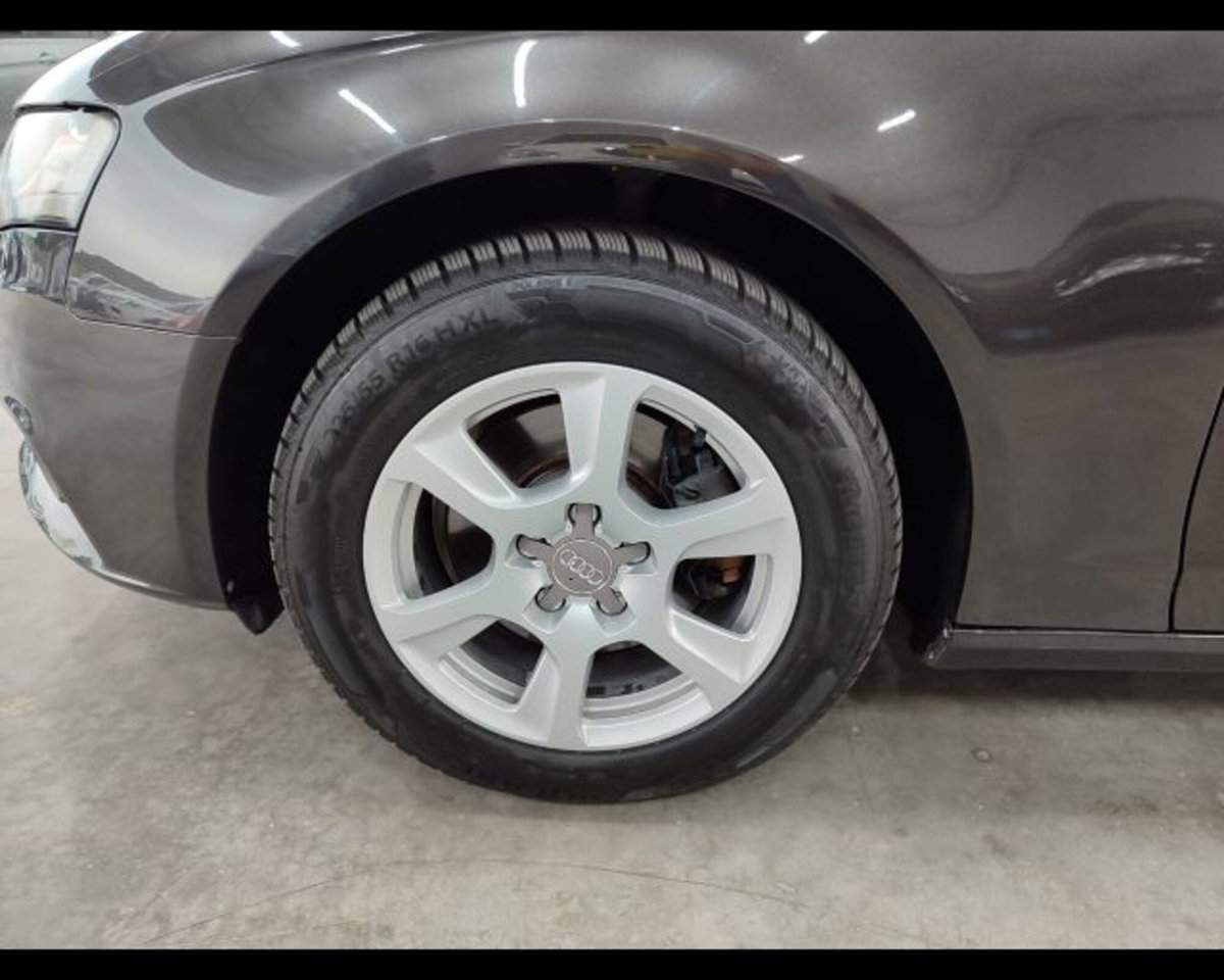 Audi A4 Avant 2.0 TDI 120 CV Ambiente (10)