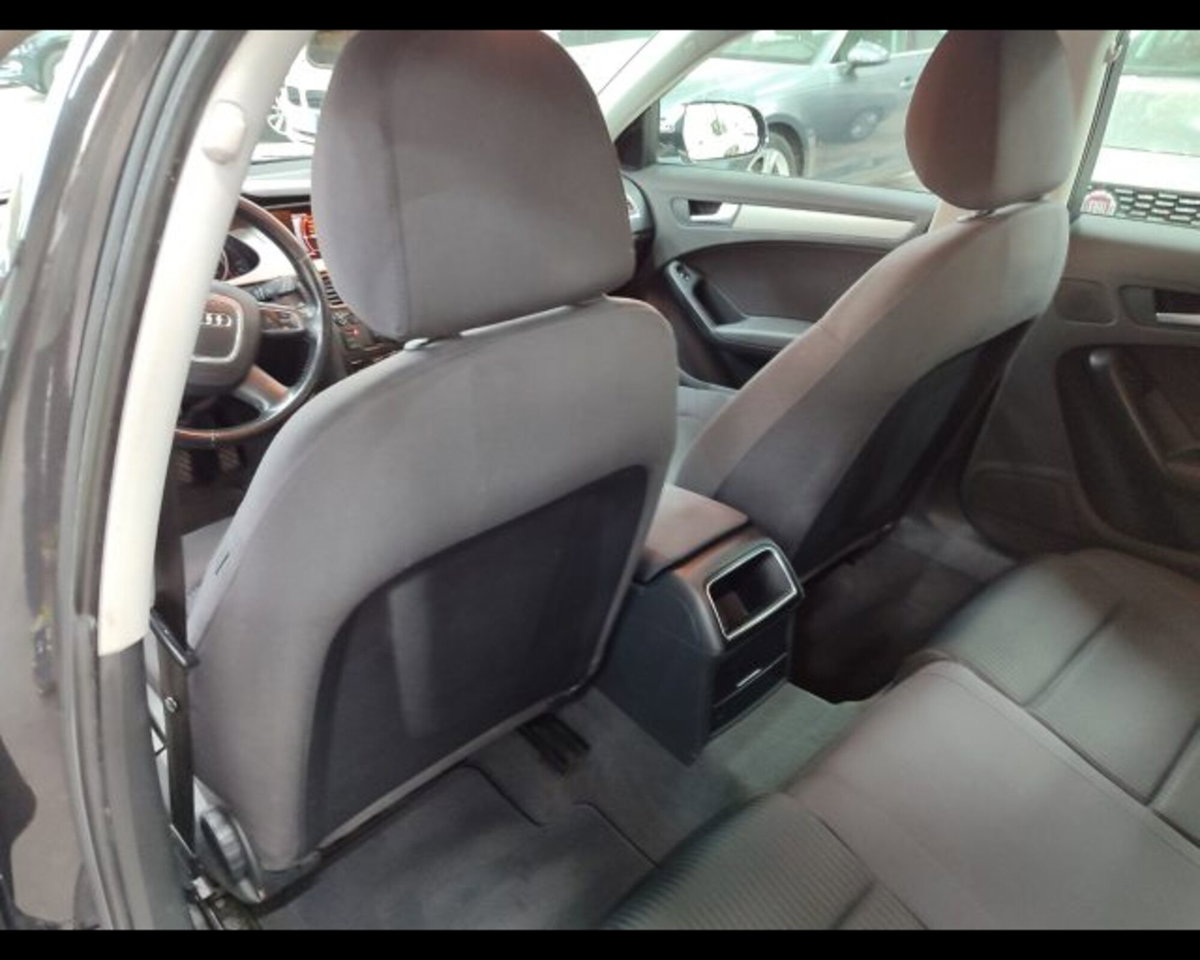 Audi A4 Avant 2.0 TDI 120 CV Ambiente (15)