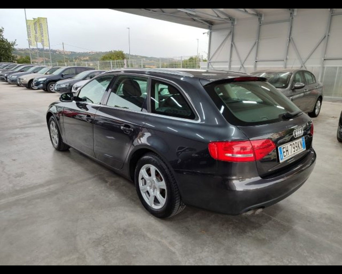 Audi A4 Avant 2.0 TDI 120 CV Ambiente (8)