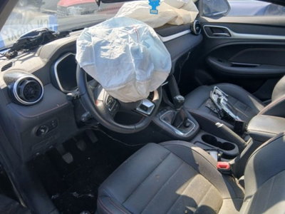 Mg ZS ZS 1.5 Luxury (13)
