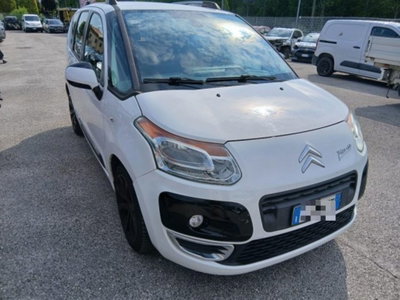 Citroen C3 Picasso 1.4 VTi 95 Exclusive Style (2)