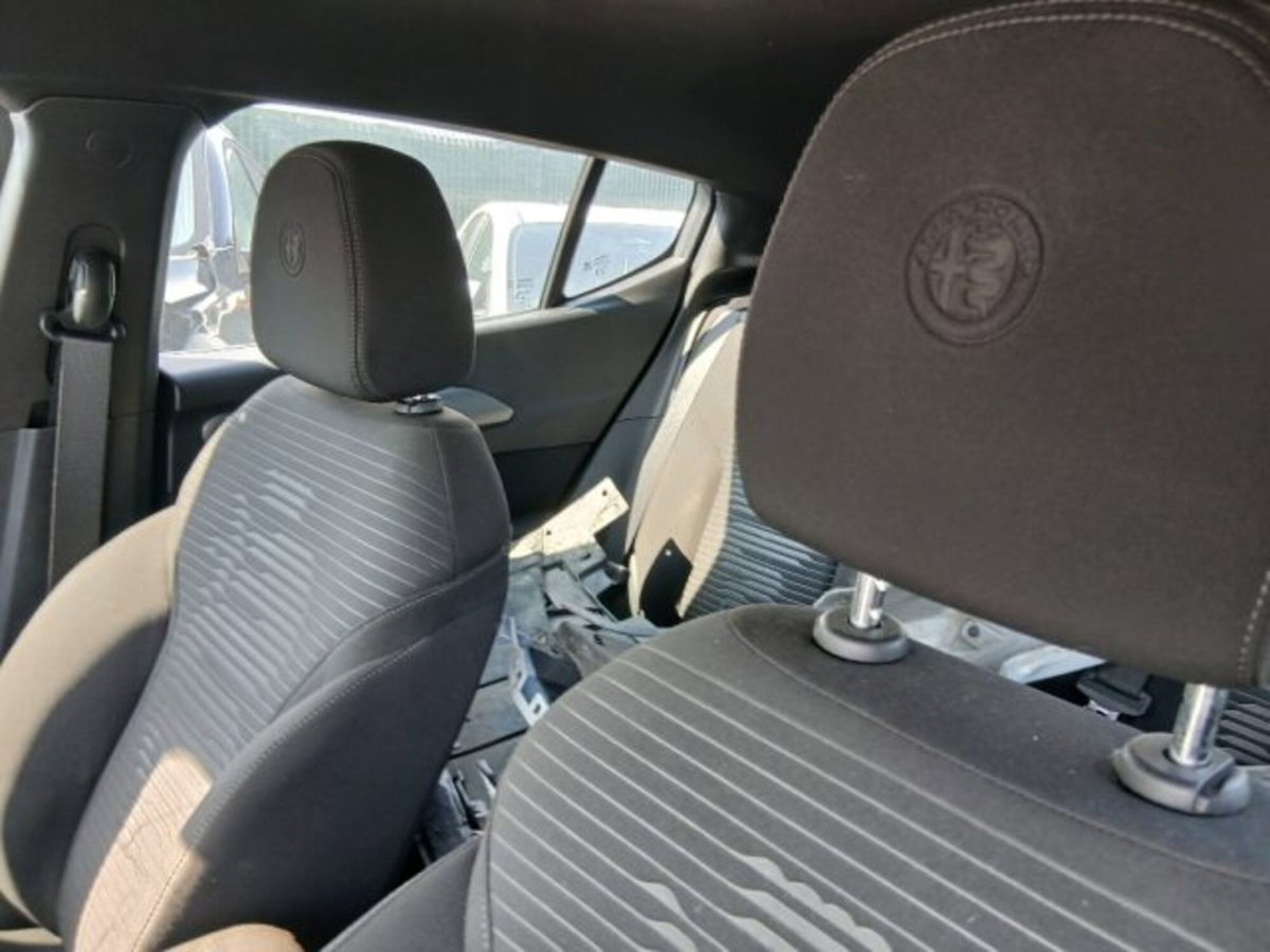 Alfa Romeo Tonale Tonale 1.6 diesel 130 CV TCT6 Super (15)