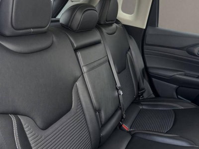 Jeep Compass 1.3 T4 190CV PHEV AT6 4xe Limited (13)
